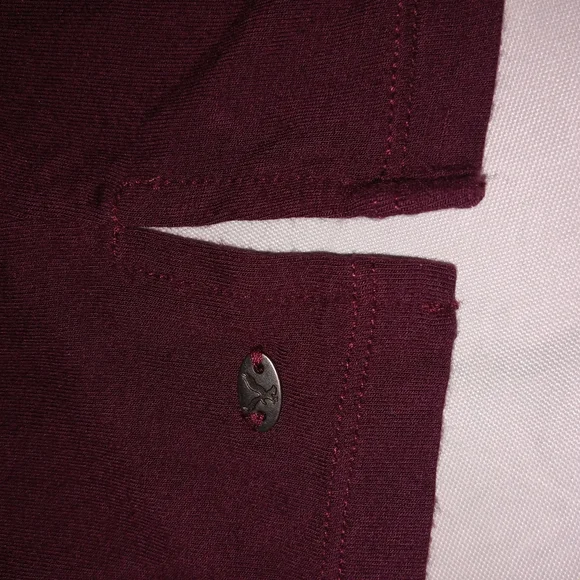 American Eagle 2Pc Bundle Gray Sweatshorts & Burgundy Tee XL - Picture 4 of 16